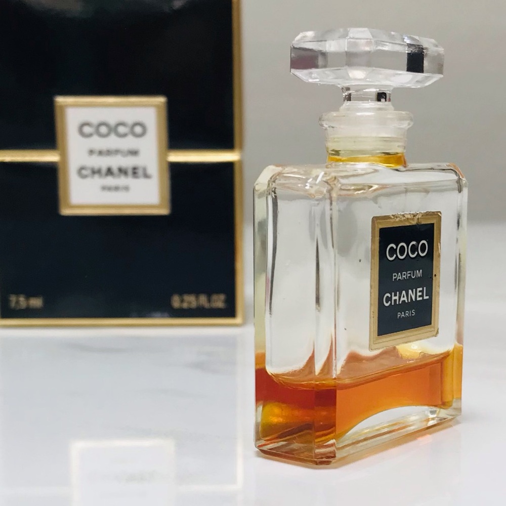 Glass perfume bottle - Picture 3 of 9